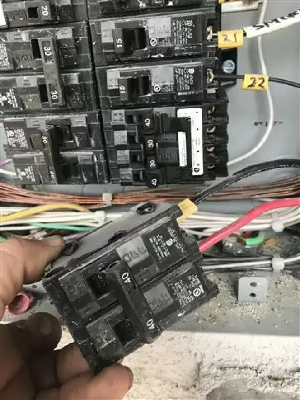 ELECTRICISTA 24/7