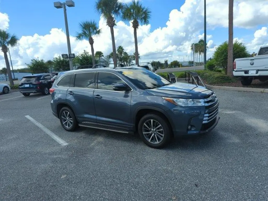 Toyota Highlander 2017 XLE 4dr SUV