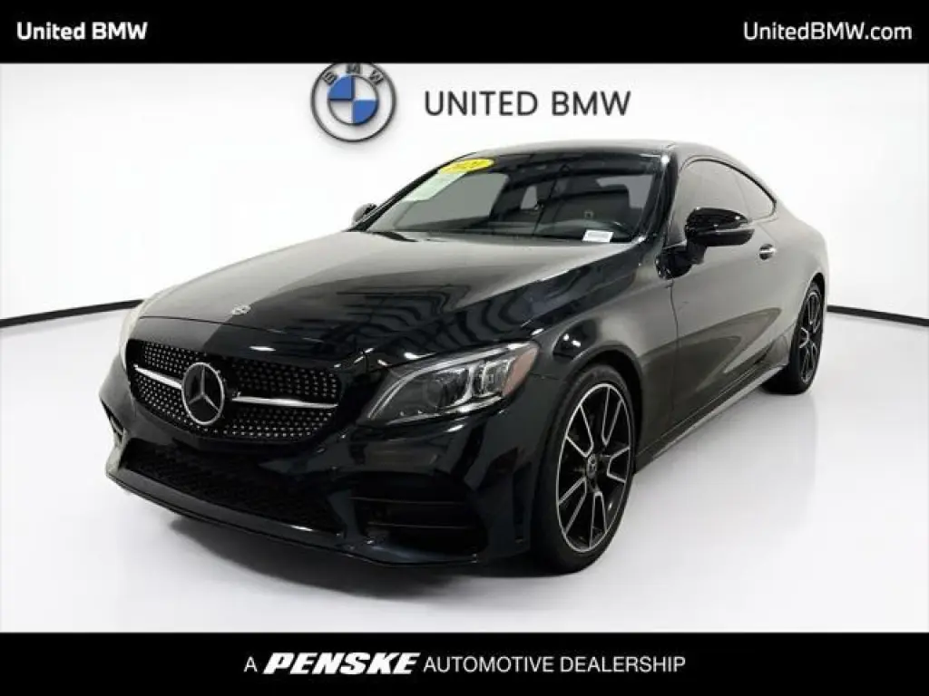 Mercedes-Benz Clase C 2021 C 300 2dr Coupe