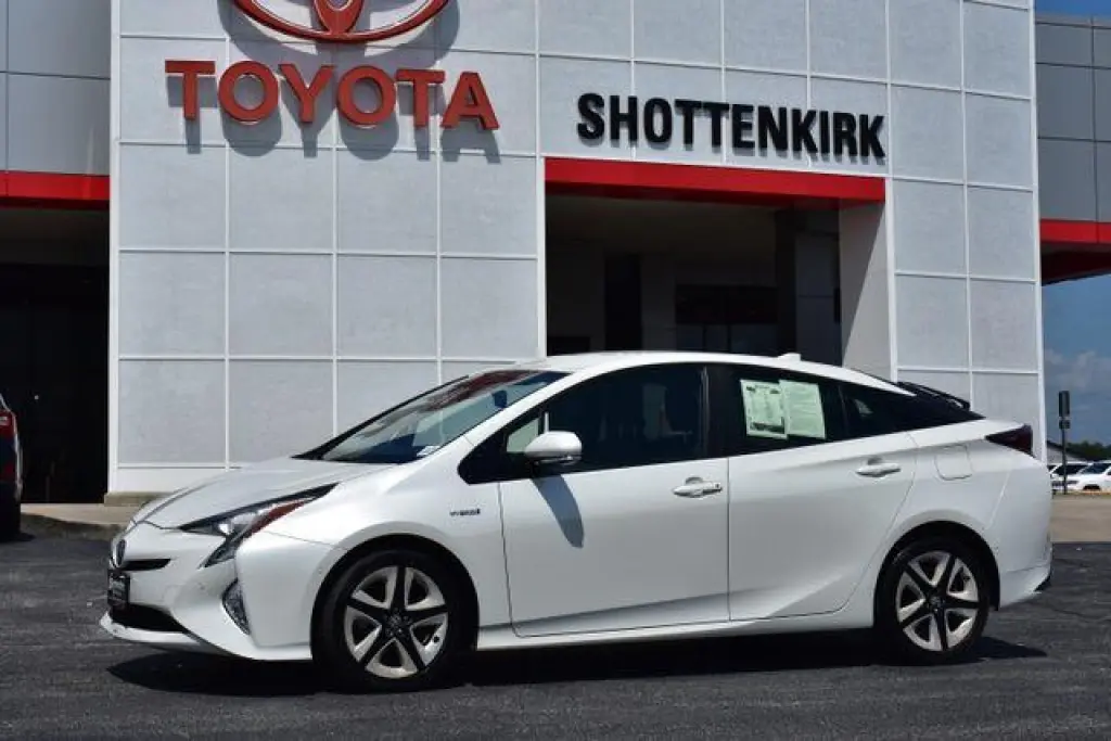 Toyota Prius 2018 Four Touring 4dr Hatchback