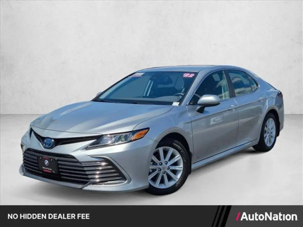 Toyota Camry Híbrido 2022 LE 4dr Sedán