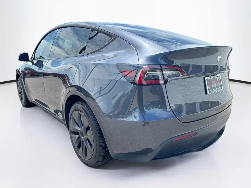 Tesla Modelo Y 2025 Long Range 4p Crossover