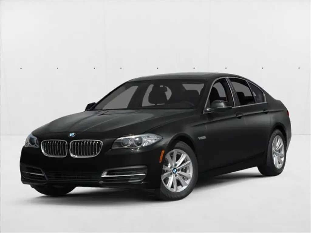Serie 5 BMW 2014 550i 4dr Sedán