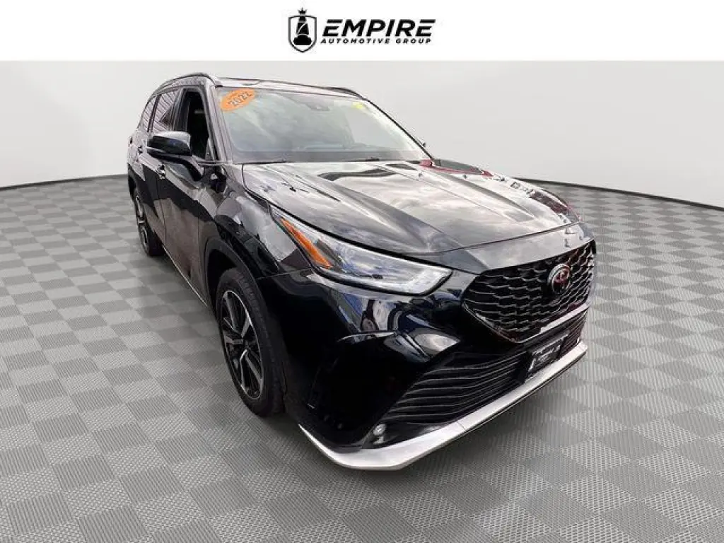 Toyota Highlander 2022 AWD XSE 4dr SUV