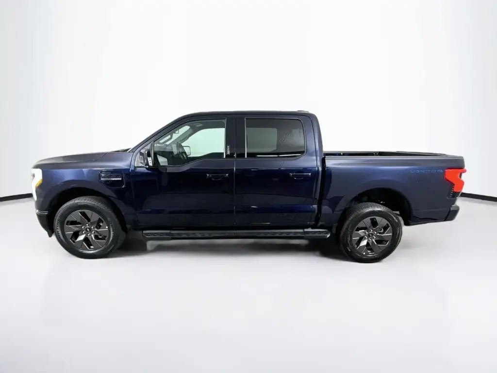 Ford F-150 Lightning 2023 AWD Lariat 4dr SuperCrew 5.5 ft. SB