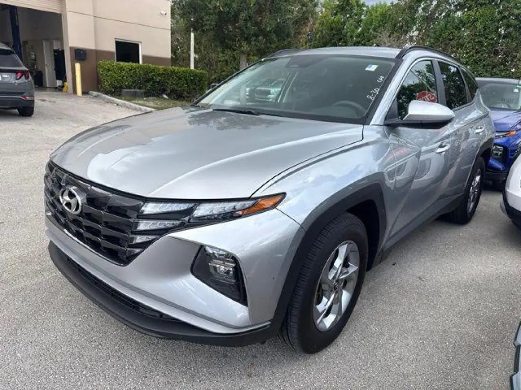 Hyundai TUCSON 2024 SEL 4p SUV (lanzamiento medio del año)