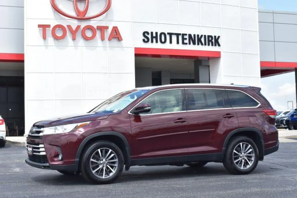 Toyota Highlander 2019 AWD XLE 4dr SUV