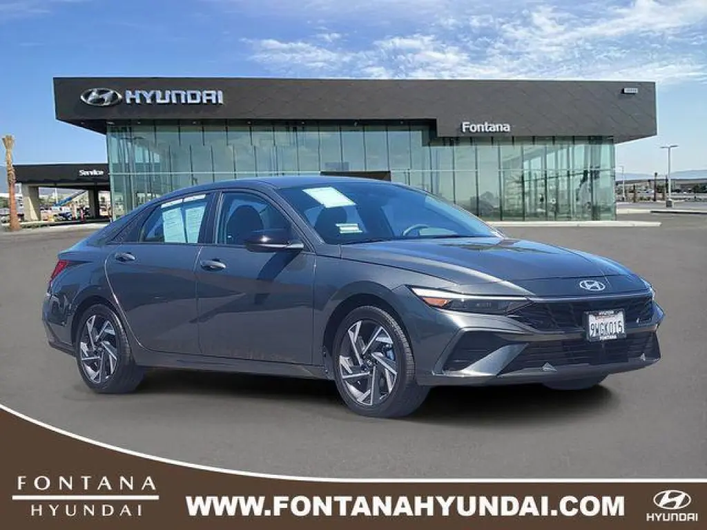 Hyundai ELANTRA Hybrid 2025 SEL Sport 4p Sedan