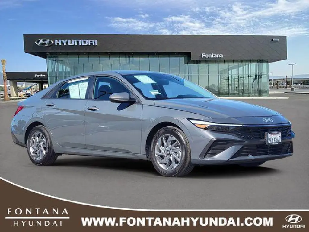 Hyundai ELANTRA Híbrido 2026 Azul 4p Sedan