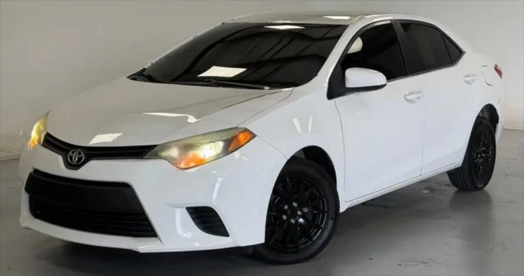 Toyota Corolla 2014 LE 4dr Sedán