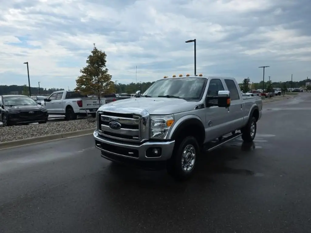 Ford F-250 Super Duty 2016 4x4 Lariat 4p Cab Camioneta de 6.8 ft. SB