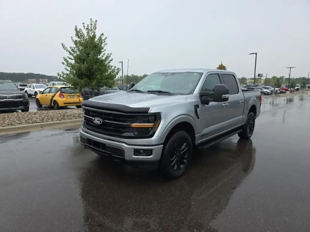 Ford F-150 2024 4x4 XLT 4dr SuperCrew 6.5 ft. SB