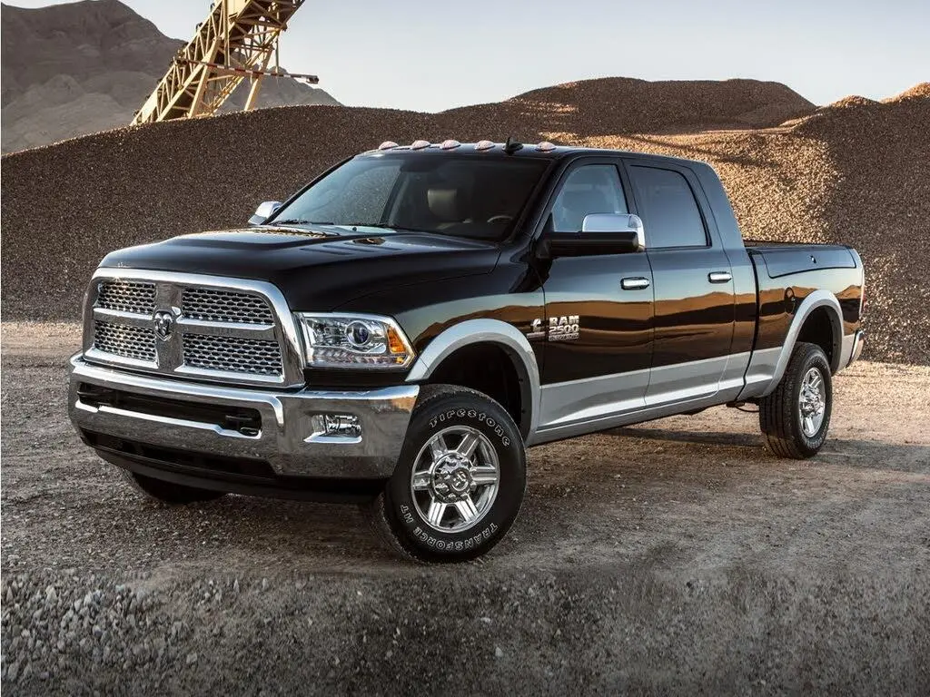Ram 2500 2015 4x4 SLT 4 puertas Crew Cab pickup de 6.3 pies de distancia entre ejes