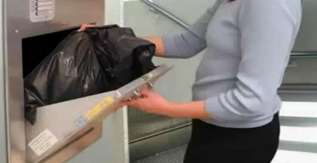 BASURA DE EDIFICIOS. CONDUCTOS