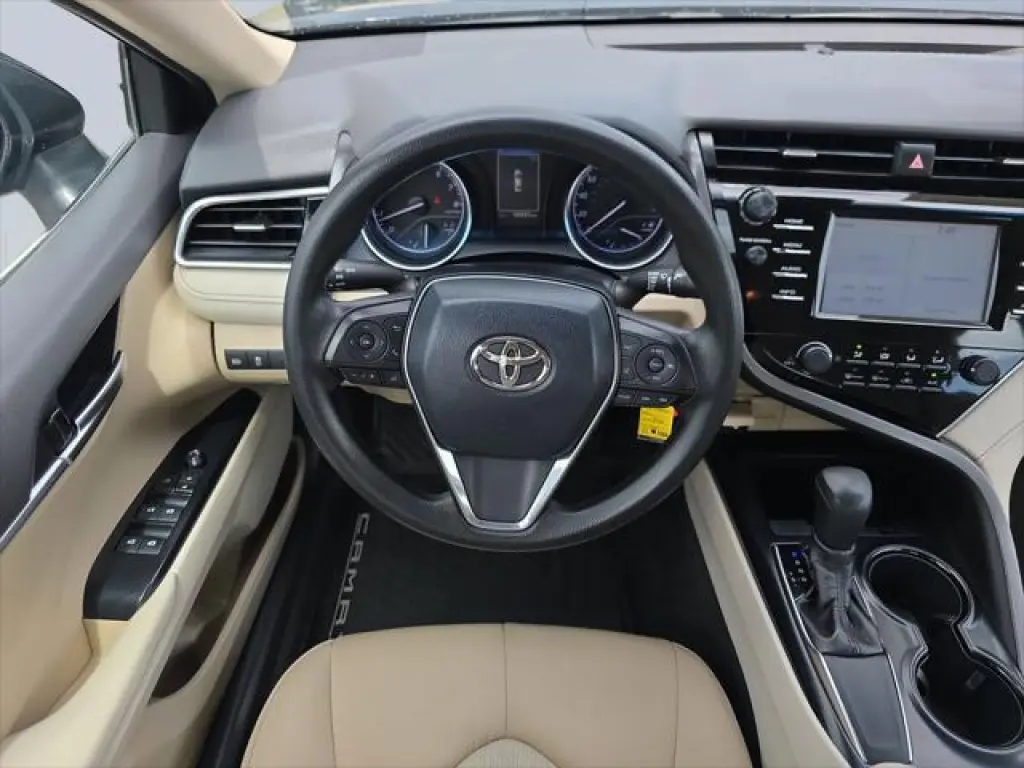 Toyota Camry 2018 LE 4p Sedan