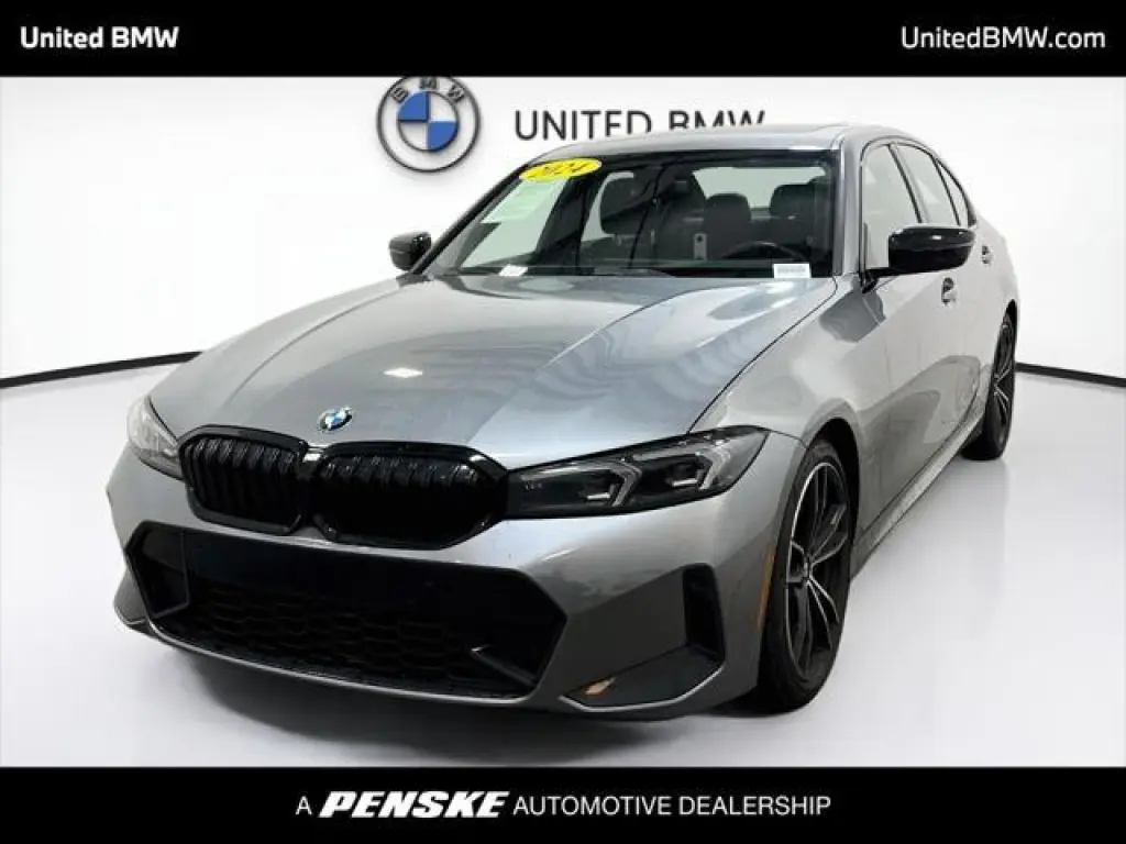 BMW Serie 3 2024 330i Sedan 4p