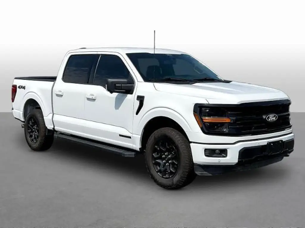 Ford F-150 2024 4x4 XLT 4dr SuperCrew 5.5 ft. SB