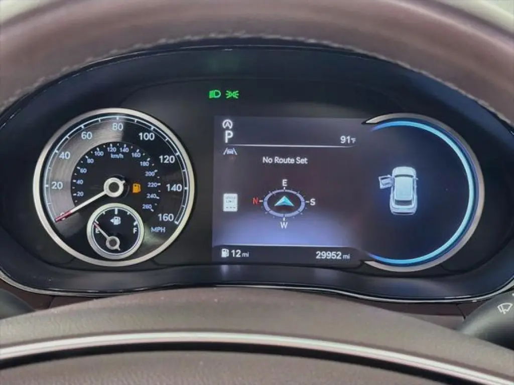 Genesis GV70 2023 AWD 2.5T Estándar 4p SUV