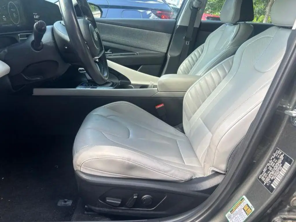 Hundai Elantra 2024 Limited 4dr Sedán