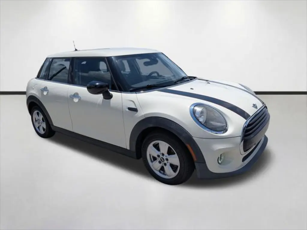 MINI Hardtop 4 Puertas 2021 Cooper 4dr Hatchback