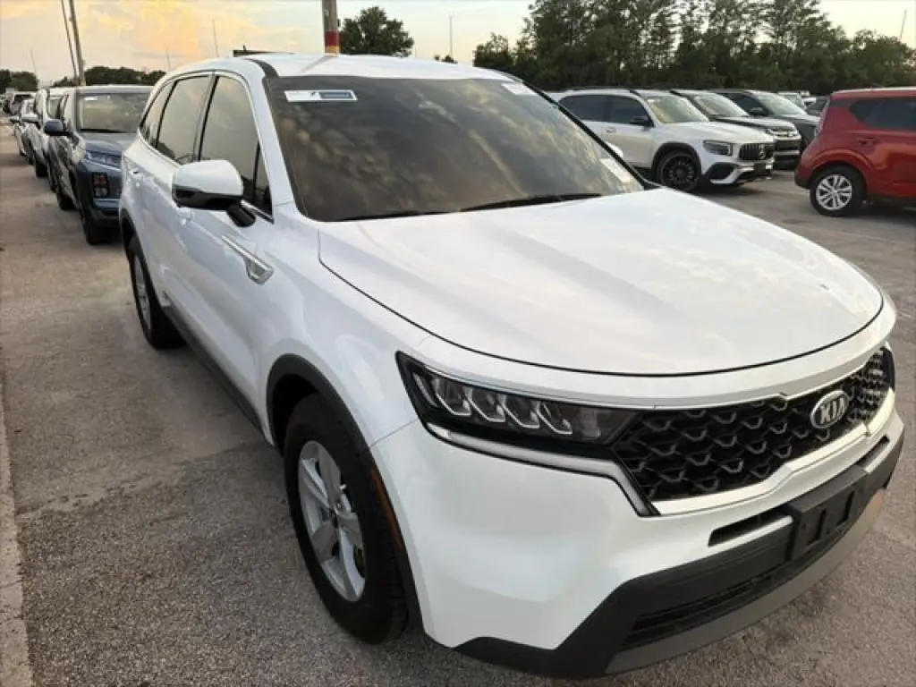 Kia Sorento 2021 LX 4p SUV