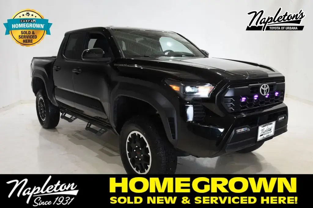 Toyota Tacoma 2025 4x4 SR5 4dr Cab Doble 5.0 ft SB