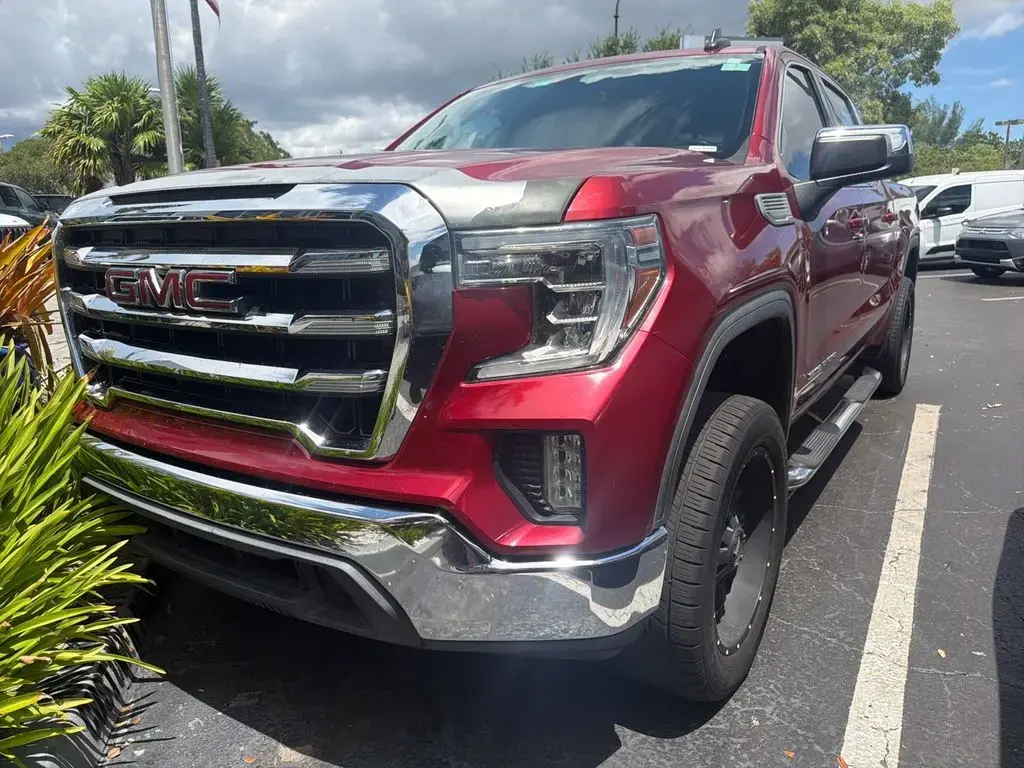 GMC Sierra 1500 2019 4x2 SLE 4p Puerta Cuadrada de Tripulación 5.8 ft. CB