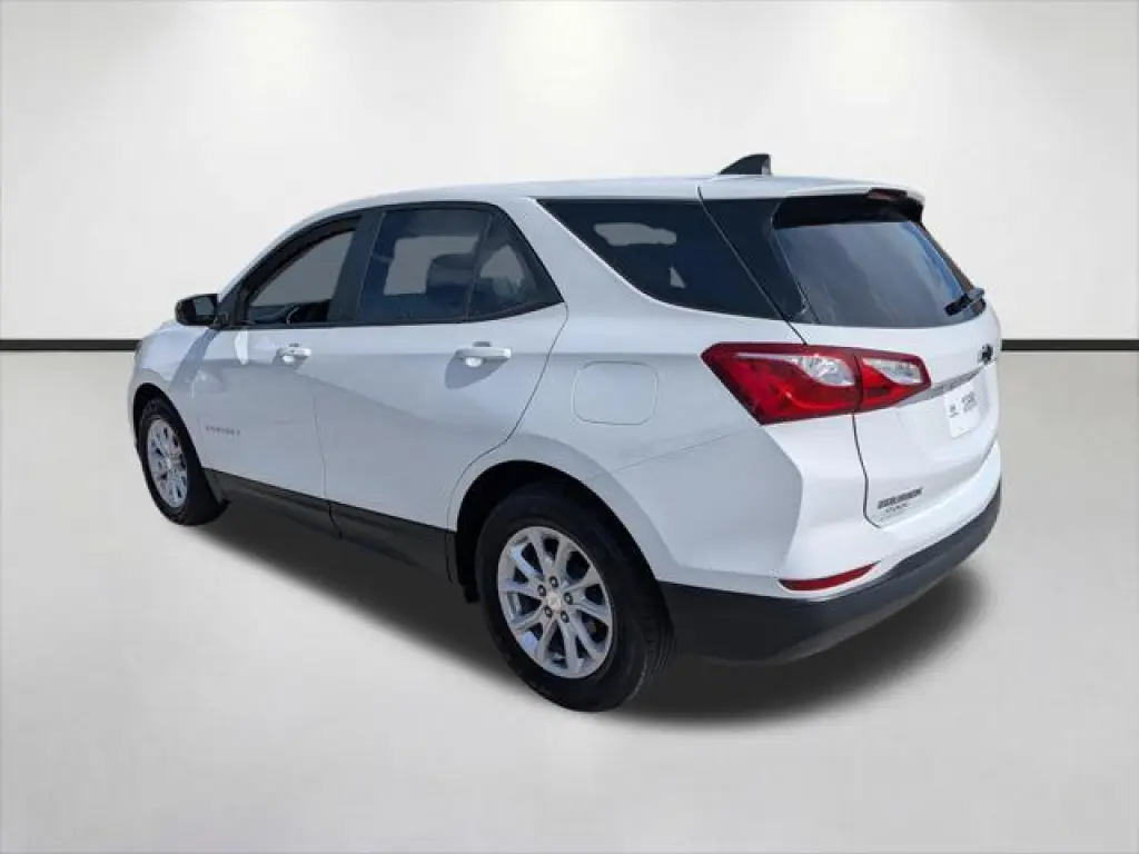 Chevrolet Equinox 2021 LS 4p SUV con 1LS