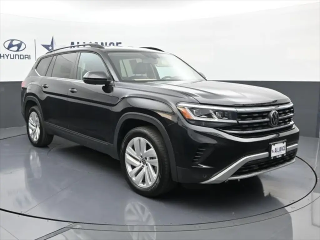 Volkswagen Atlas 2023 V6 SE 4dr SUV con Tecnología