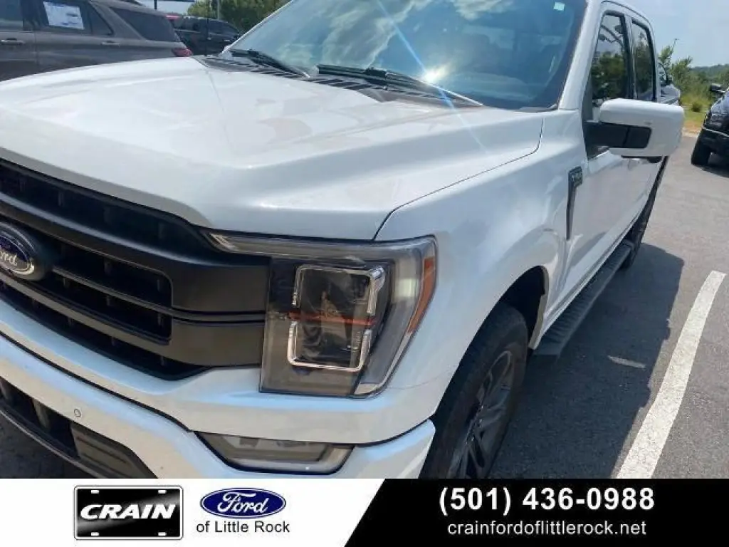 Ford F-150 2023 4x4 Platinum 4dr SuperCrew con cabina de 5.5 m. SB