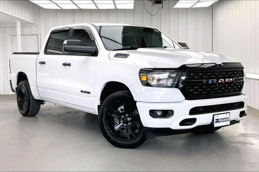 Ram 1500 2024 4x4 Big Horn 4dr Crew Cab 5.6 ft. SB Pickup
