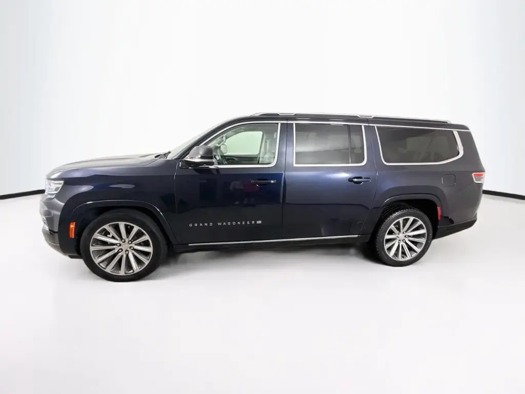 Jeep Grand Wagoneer L 2023 4x4 Serie II 4p SUV