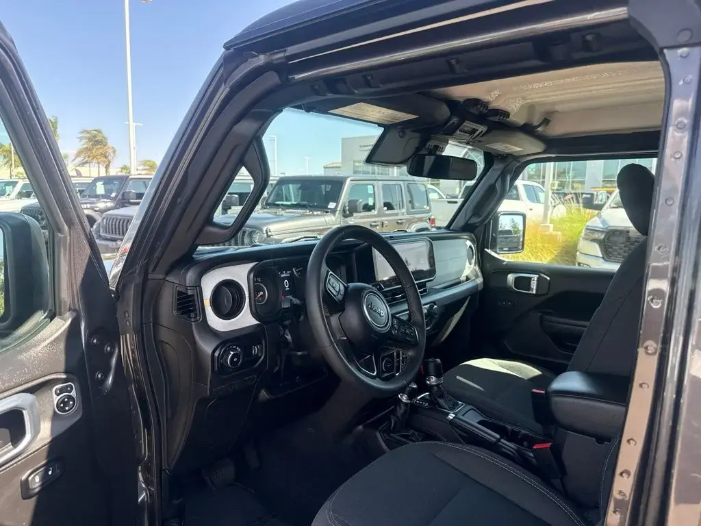 Jeep Wrangler 2025 4x4 Deportivo 4dr SUV