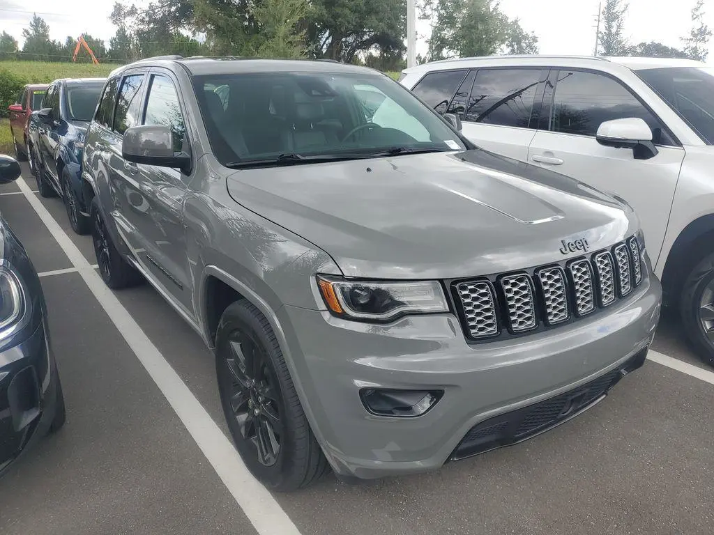 Jeep Grand Cherokee 2021 4x2 Laredo X 4p SUV