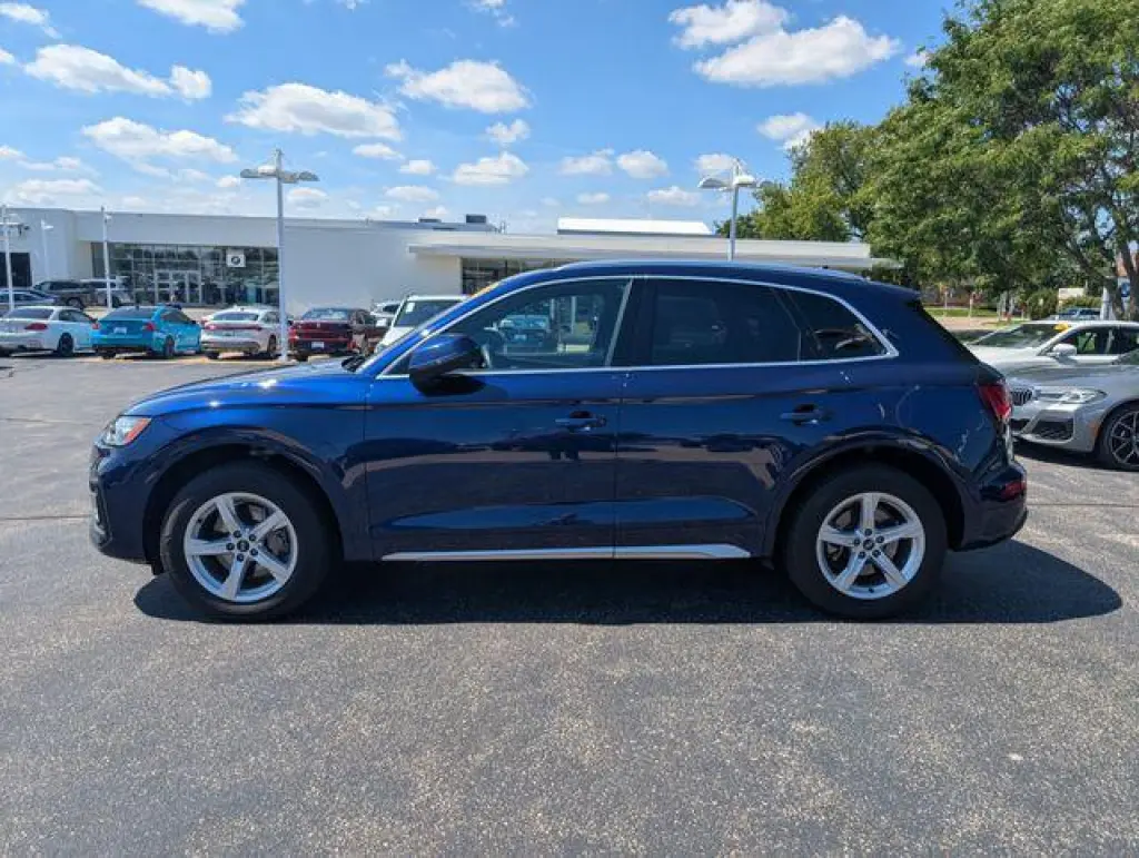 Audi Q5 2021 AWD quattro Premium 45 TFSI 4dr SUV