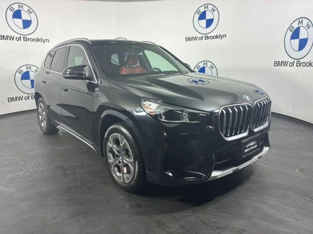BMW X1 2023 AWD xDrive28i 4puertas Vehículo de Actividad Deportiva