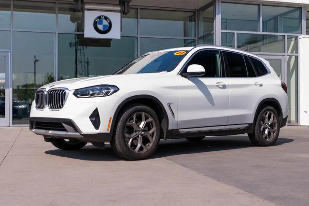 Vehículo de Actividad Deportiva BMW X3 2023 AWD xDrive30i de 4 puertas