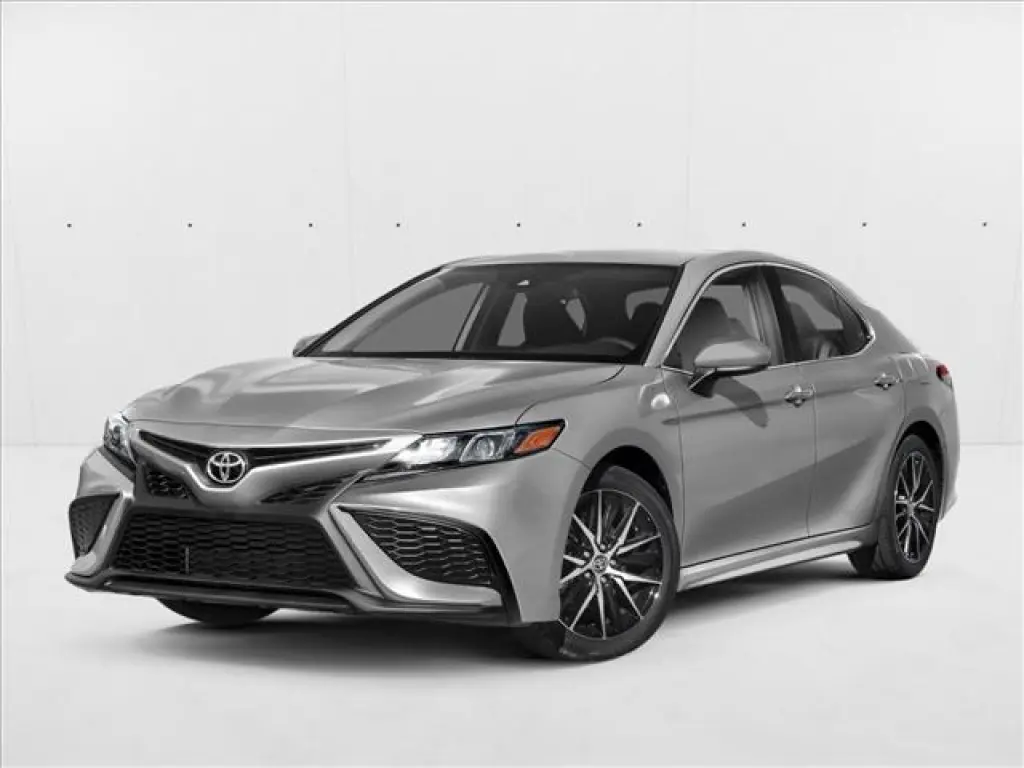 Toyota Camry 2023 SE Sedán de 4 puertas