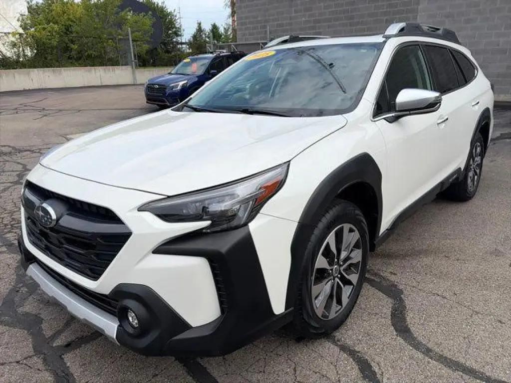 Subaru Outback 2025 AWD Touring 4dr Crossover