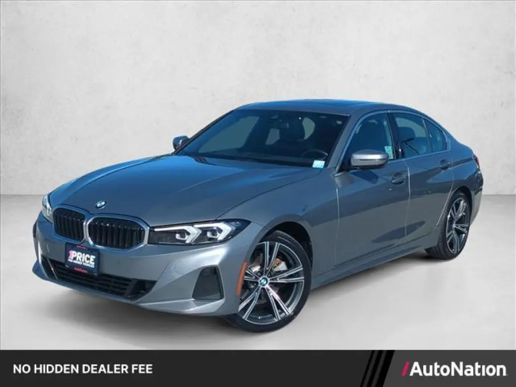 BMW 3 Serie 2024 330i 4dr Sedán
