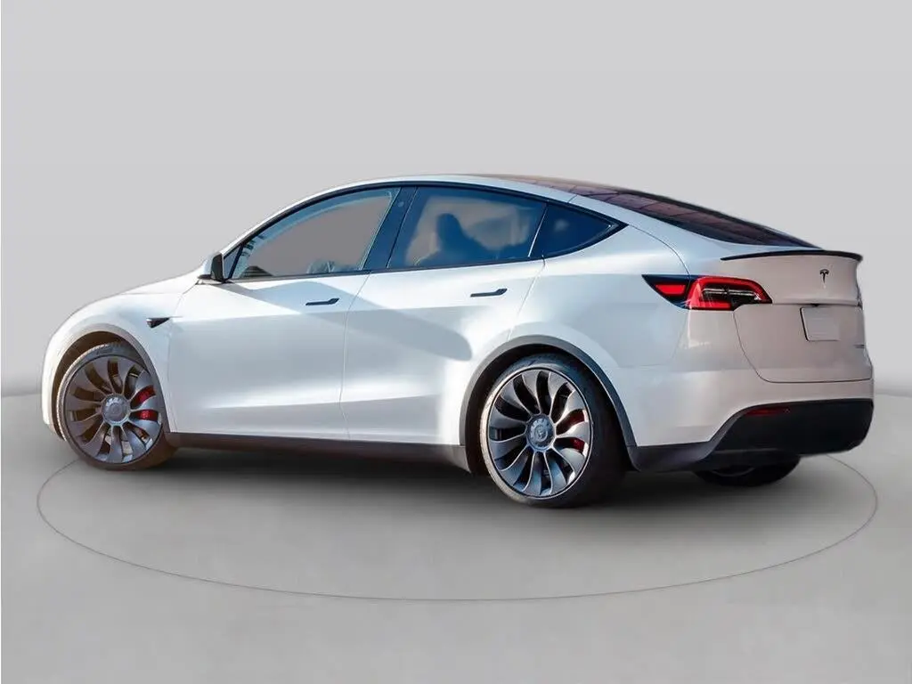 Tesla Model Y 2024 AWD Long Range 4dr Crossover