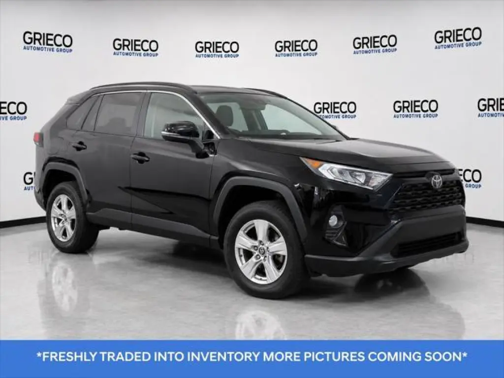 Toyota RAV4 2021 AWD XLE 4dr SUV