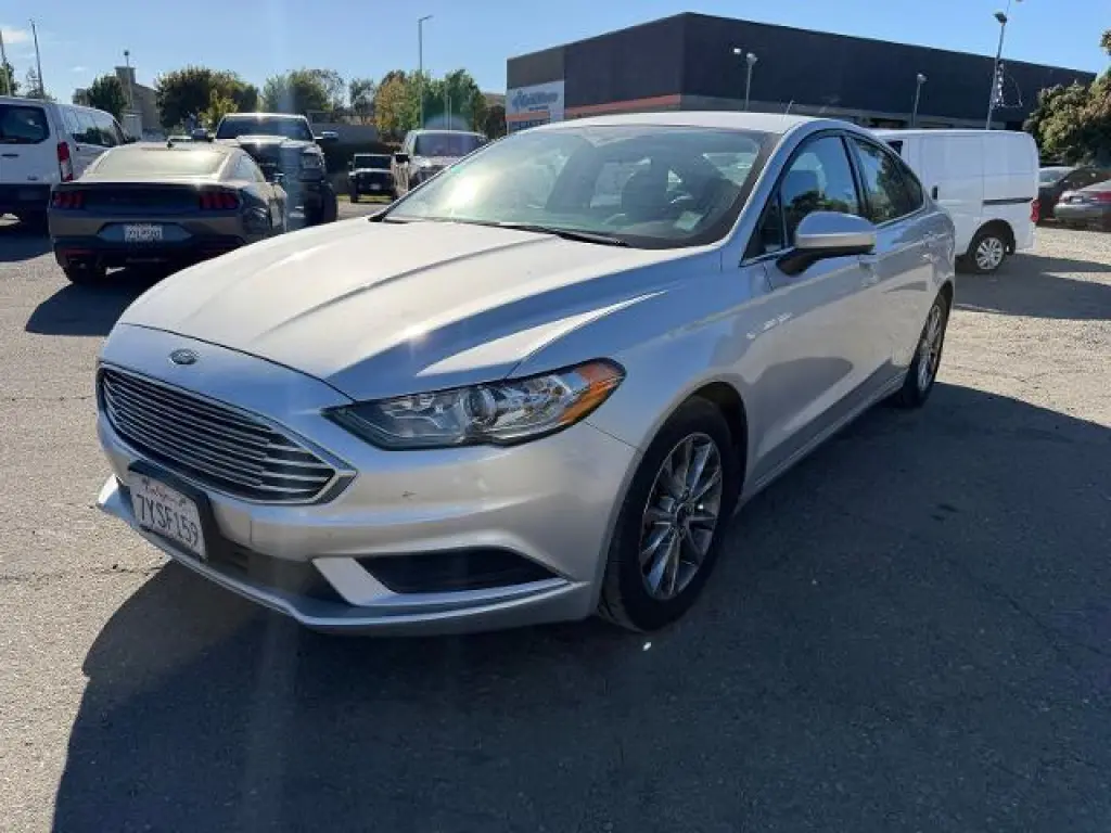 Ford Fusion 2017 SE 4dr Sedán