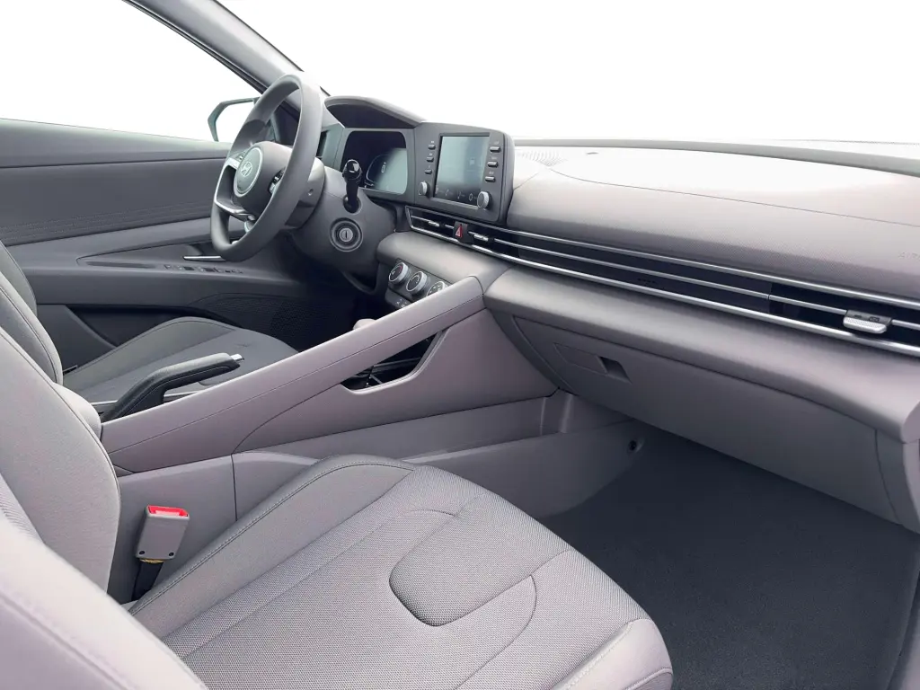 Hyundai ELANTRA 2026 SE 4dr Sedán