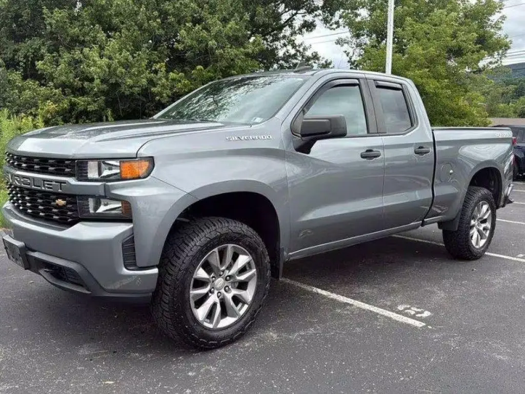 Chevrolet Silverado 1500 2020 4x4 Custom 4dr Double Cab 6.6 ft. SB