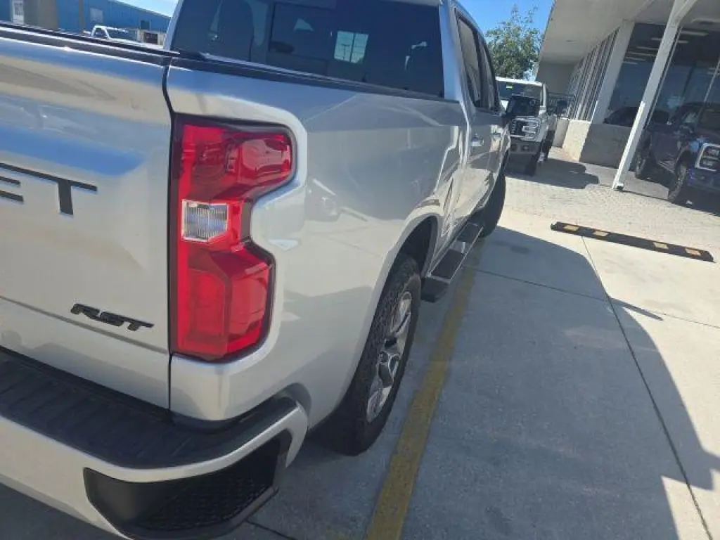 Chevrolet Silverado 1500 2021 4x2 RST 4dr Crew Cab 5.8 ft. SB