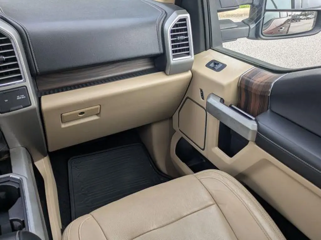 Ford F-150 2015 4x4 Lariat 4dr SuperCrew 5.5 ft. SB