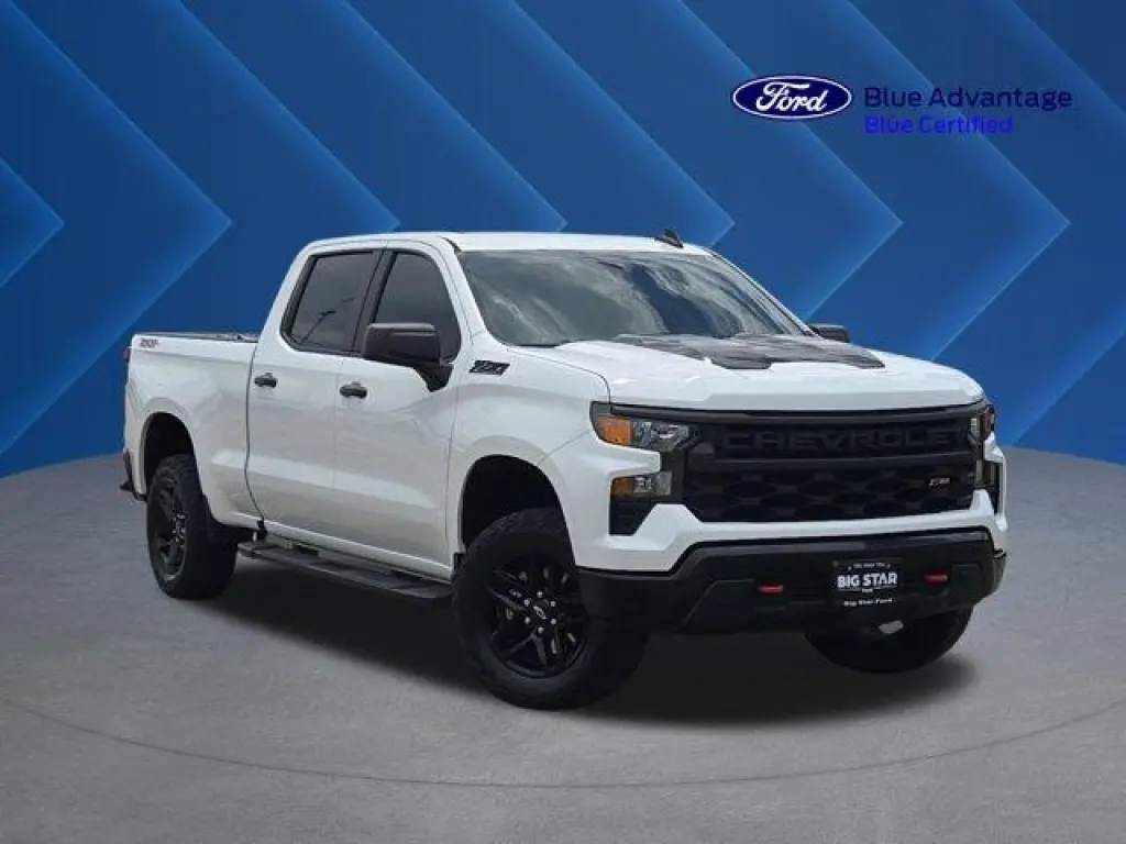 Chevrolet Silverado 1500 2023 4x4 Custom Trail Boss 4dr Crew Cab 5.8 ft. SB