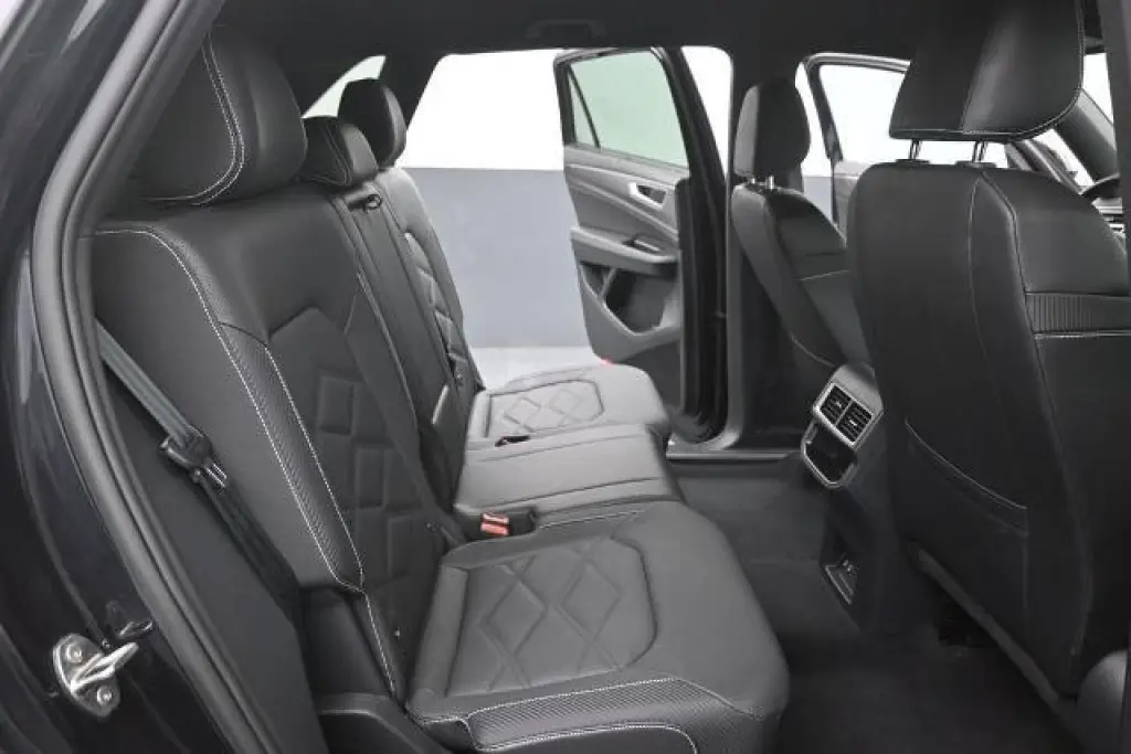 Volkswagen Atlas Cross Sport 2026 AWD SE 4Motion 4dr SUV con Tecnología