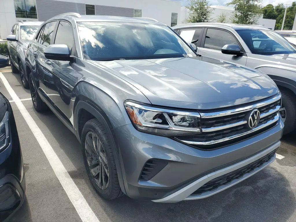 Volkswagen Atlas Cross Sport 2023 V6 SE 4dr SUV w/Technology